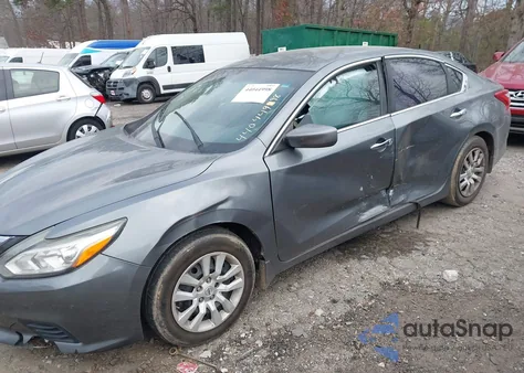 2017 Nissan Altima 2.5 S z USA, uszkodzony, nr VIN 1N4AL3AP0HN332078
